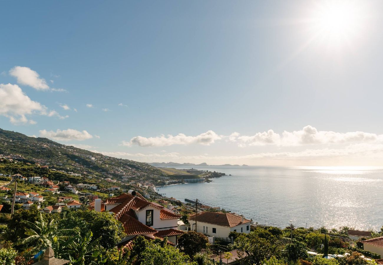 Casa em Gaula - Sunrise House by Wanderlust Madeira - 2BR Sea View