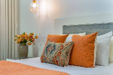 Casa em Funchal - Serenia House - 2BR by Wanderlust Madeira