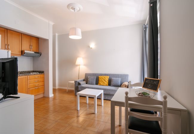 Apartamento em Funchal - CB206