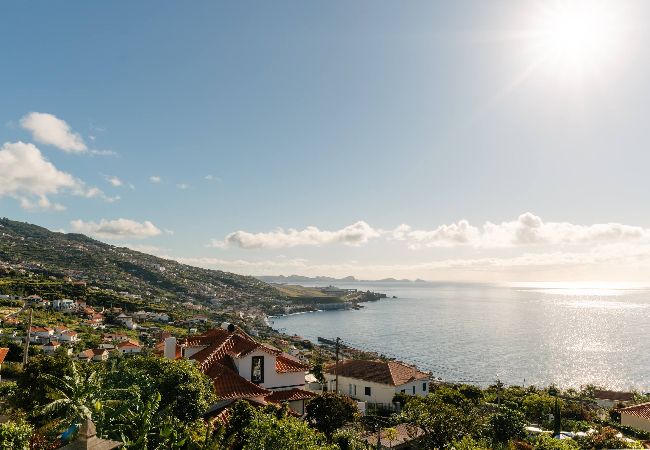 House in Gaula - Sunrise House by Wanderlust Madeira - 2BR Sea View